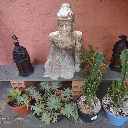 Casa Jardim Hostel Bh - Santa Efigenia - Paraiso ベロ・オリゾンテ エクステリア 写真