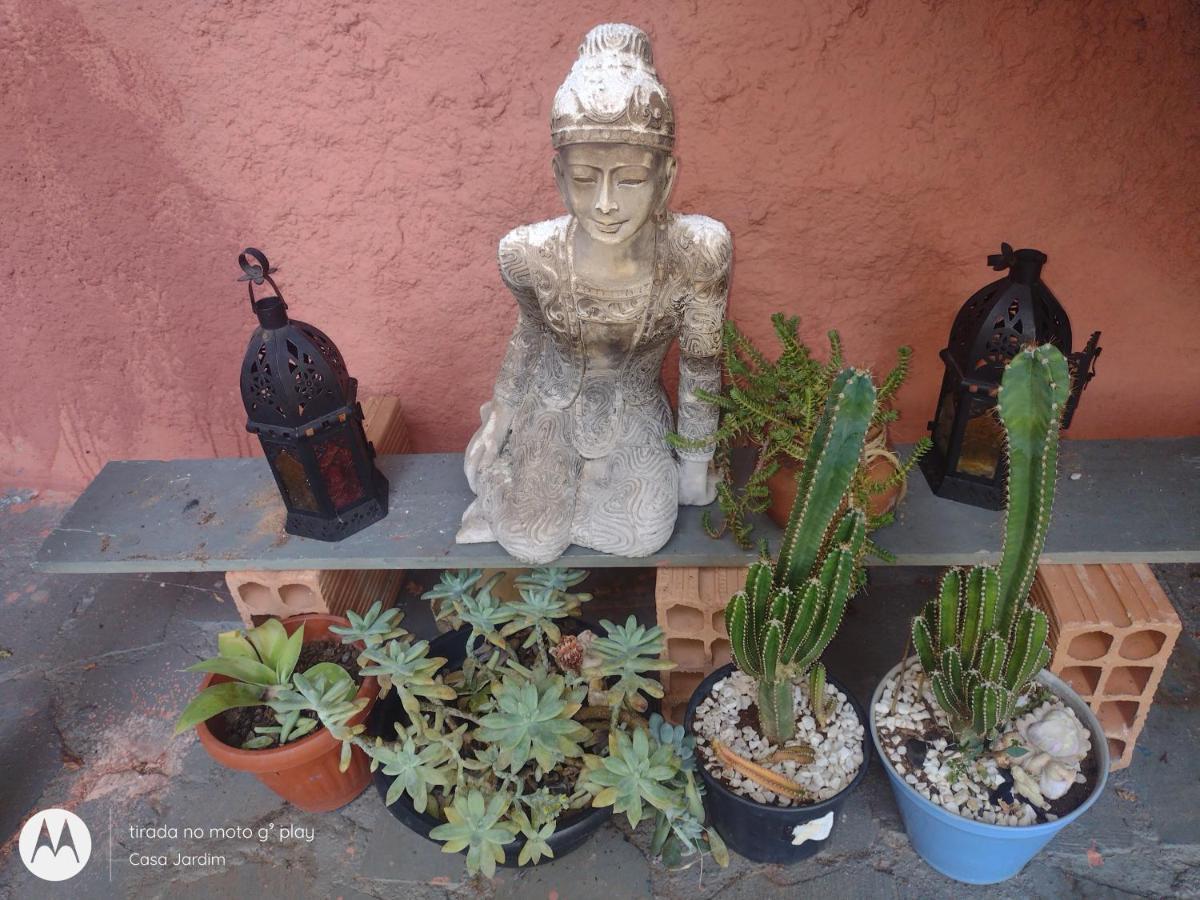 Casa Jardim Hostel Bh - Santa Efigenia - Paraiso ベロ・オリゾンテ エクステリア 写真