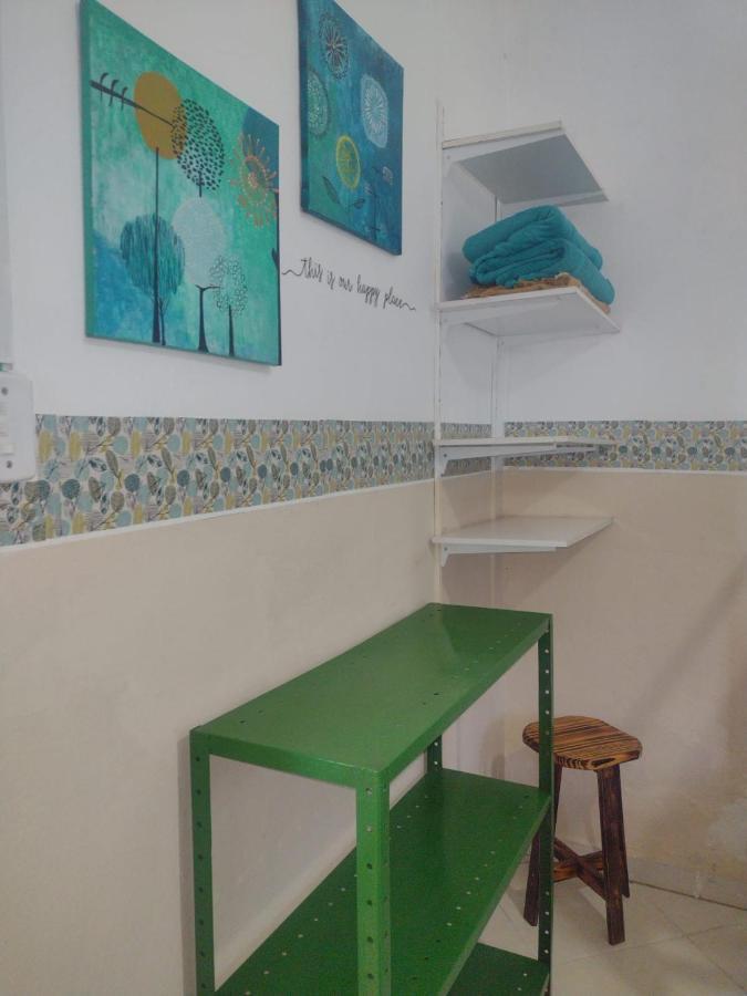 Casa Jardim Hostel Bh - Santa Efigenia - Paraiso ベロ・オリゾンテ エクステリア 写真